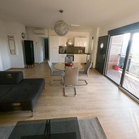 "Le Relax" - Velaux Appart Climatise - 6 Pers Avec Terrasse A 15 Min Plage Et Aeroport Zewnętrze zdjęcie