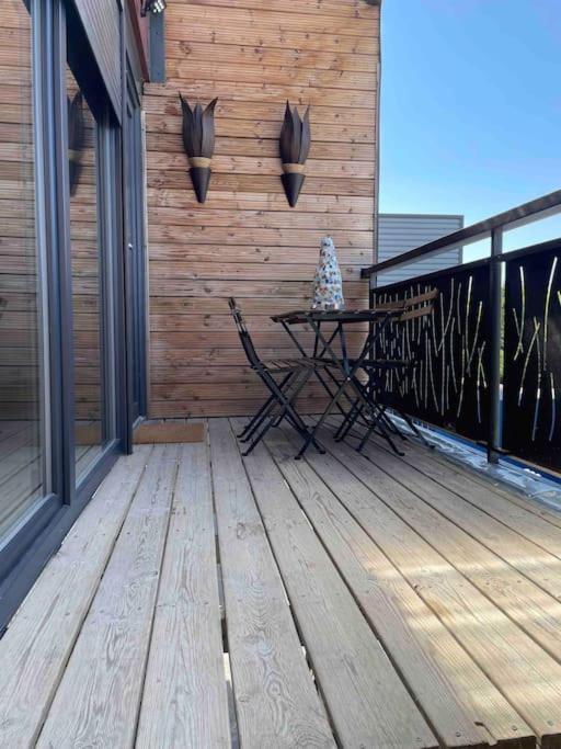 "Le Relax" - Velaux Appart Climatise - 6 Pers Avec Terrasse A 15 Min Plage Et Aeroport Zewnętrze zdjęcie